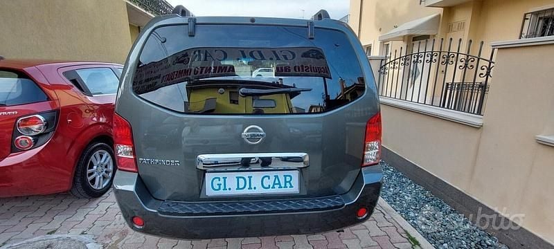 Usata Nissan Pathfinder 171 CV (125 kW) 2006 Marrone SUV