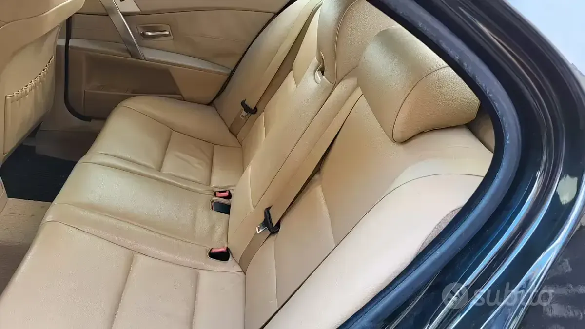Usata BMW 520 170 CV (125 kW) 2003 Nero Berlina