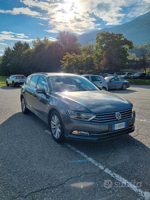 Grigio Usata 2017 VW Passat Comfortline Station wagon | 9900 € (Buon prezzo) - Immagine 1/4