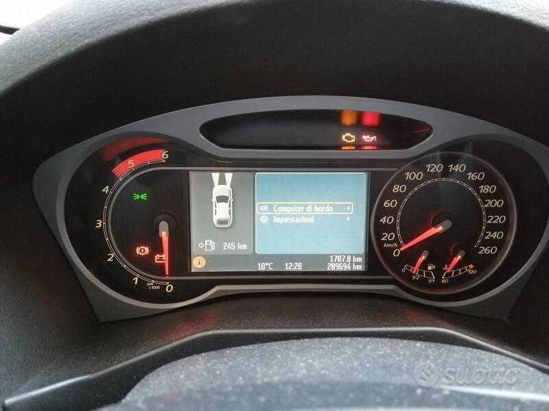 Usata Ford Mondeo 140 CV (102 kW) 2009 Grigio Station wagon