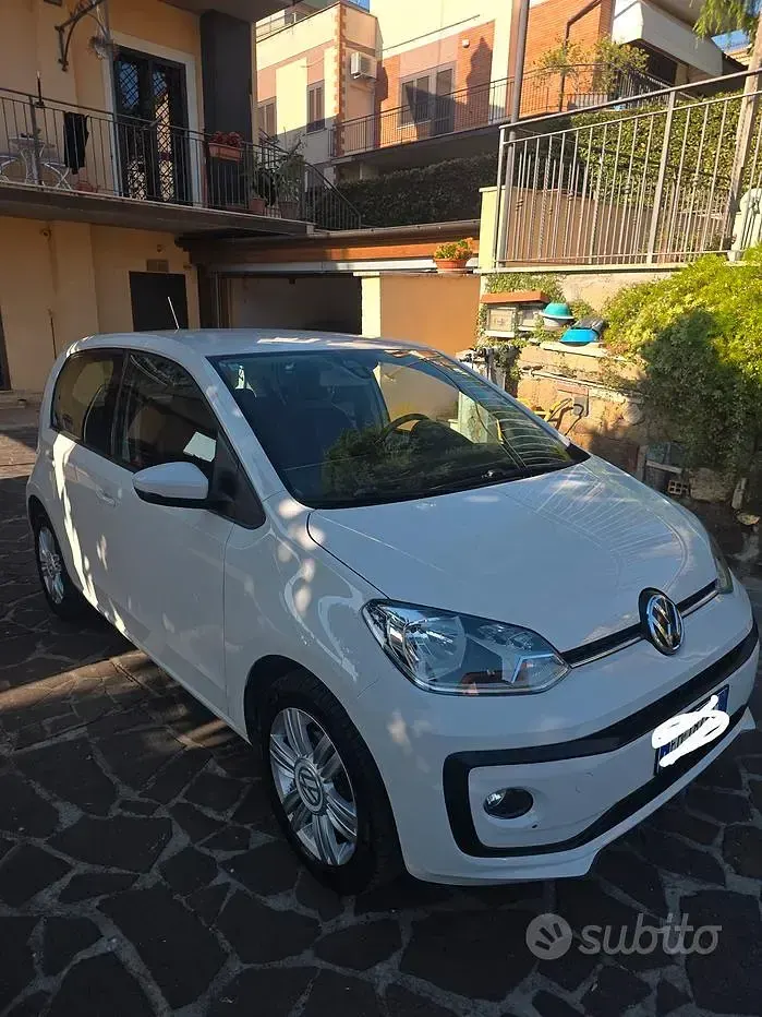 Usata VW up! 75 CV (55 kW) 2017 Bianco Utilitaria