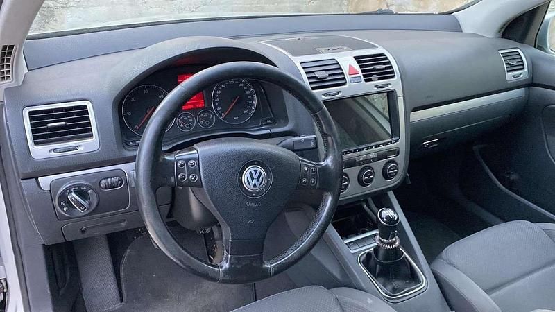 Usata VW Golf IV Sportline 140 CV (102 kW) 2005 Grigio Berlina