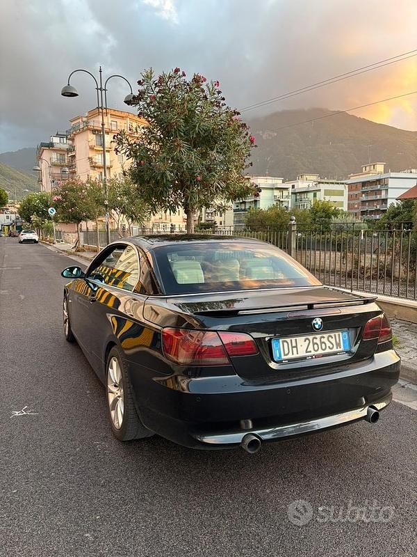 Usata BMW 335 Cabriolet 306 CV (225 kW) 2007 Nero Cabrio