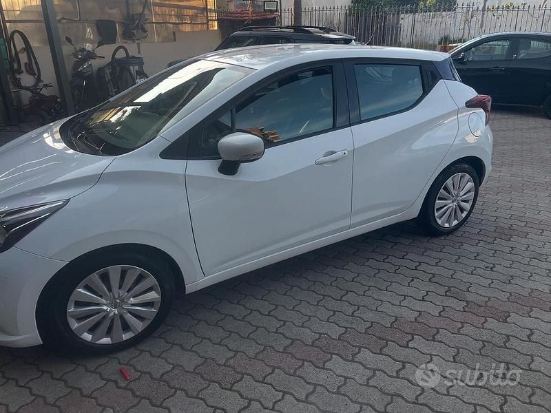 Usata Nissan Micra Tekna 90 CV (66 kW) 2019 Bianco Berlina