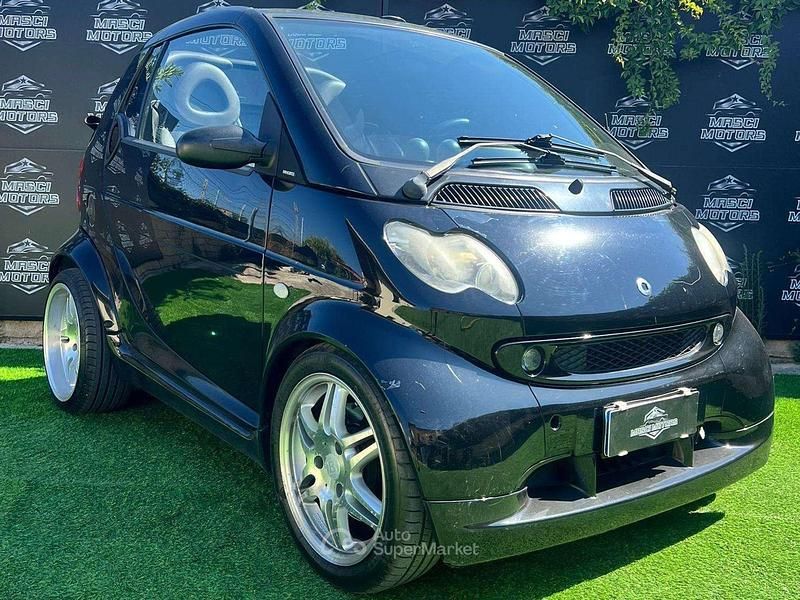 Nero Usata 2002 Smart ForTwo Cabrio Cabrio | 3999 € (Cara) - Immagine 1/4