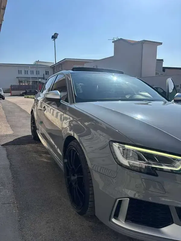 Usata Audi RS3 Ambiente 400 CV (294 kW) 2020 Grigio Berlina