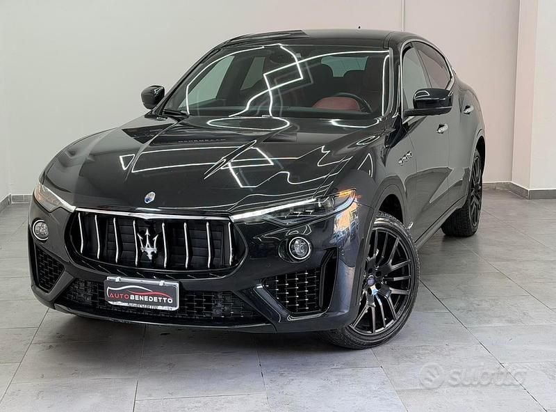 Nero Usata 2019 Maserati Levante GranLusso SUV | 32.900 € (Super prezzo) - Immagine 1/4