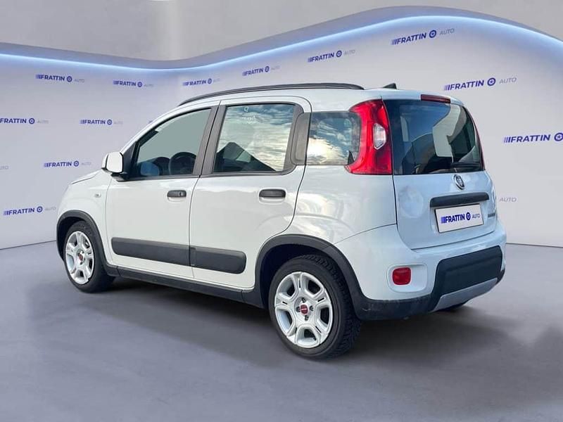 Usata Fiat Panda City Life 95 CV (69 kW) 2022 Rosso amore [078]  pastello Utilitaria