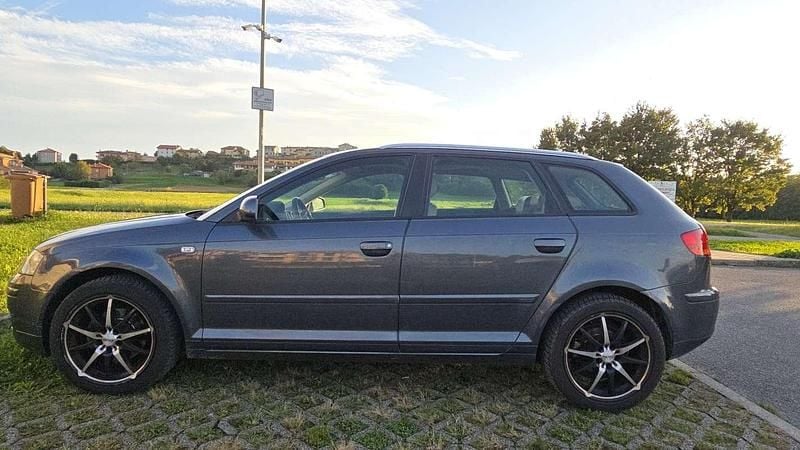 Usata 2007 Audi A3 Ambition Tre volumi | 3900 € (Super prezzo) - Immagine 1/4