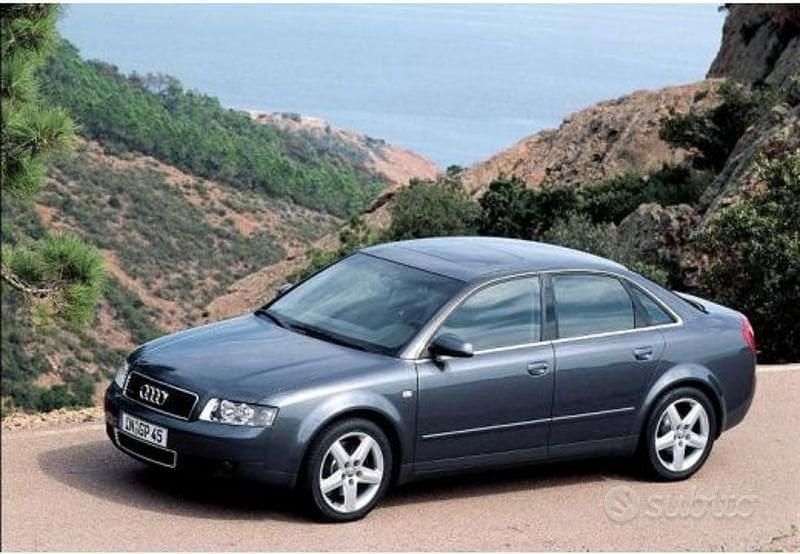 Usata Audi A4 131 CV (96 kW) 2004 Nessuno Berlina