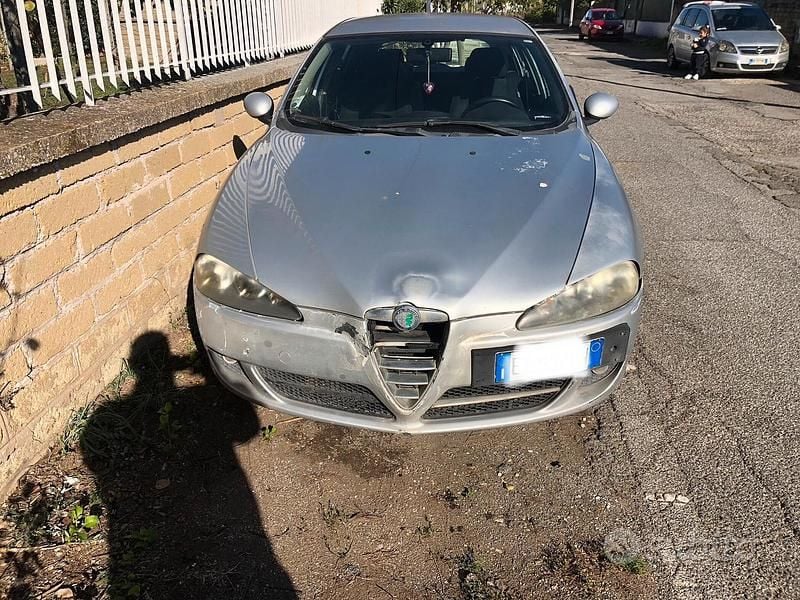 Grigio Usata 2010 Alfa Romeo 147 Utilitaria | 700 € (Super prezzo) - Immagine 1/3