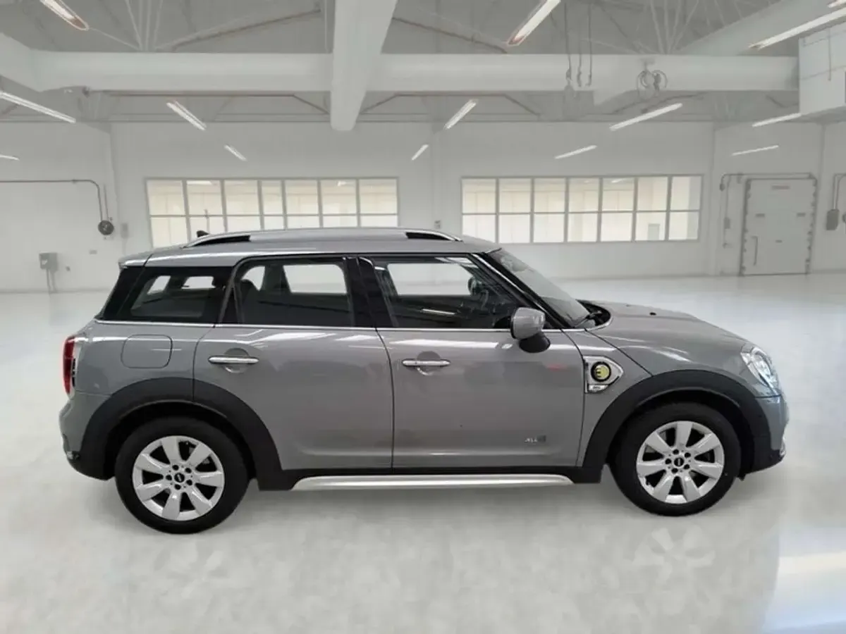 Usata Mini Cooper S Countryman Business 136 CV (100 kW) 2019 Grigio SUV