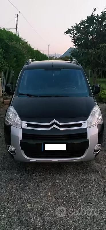 Usata Citroën Berlingo XTR 111 CV (81 kW) 2011 Nero Monovolume