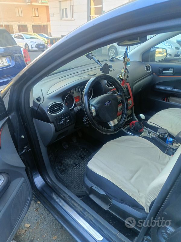 Usata Ford Focus 136 CV (100 kW) 2008 Nero Station wagon