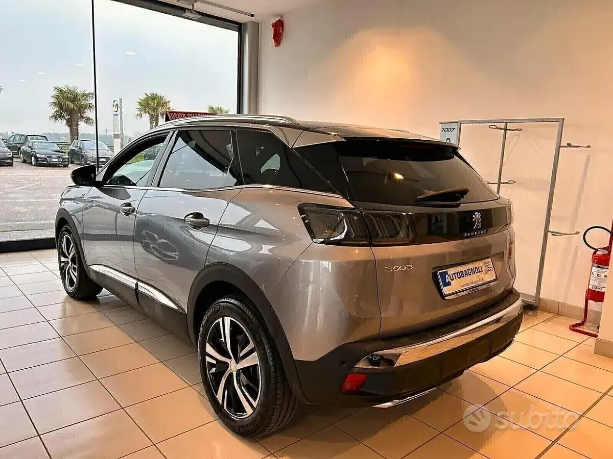 Usata Peugeot 3008 GT 131 CV (96 kW) 2024 Grigio SUV