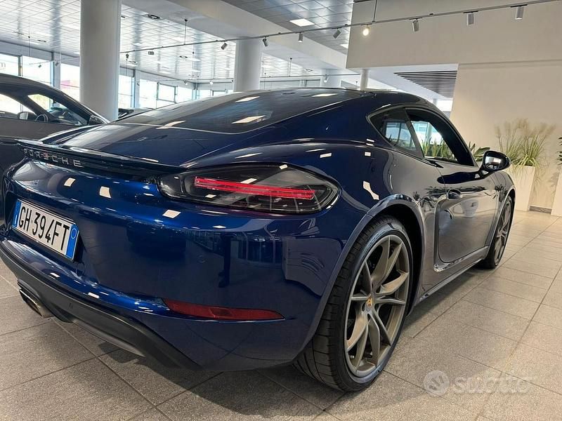 Usata Porsche 718 Cayman Sport 300 CV (220 kW) 2018 Blu Coupé