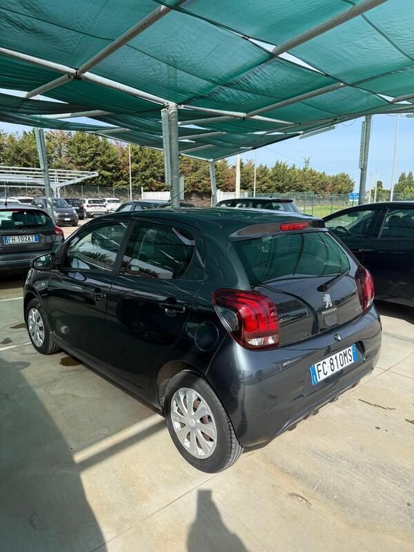 Usata Peugeot 108 Access 69 CV (50 kW) 2016 Grigio Utilitaria