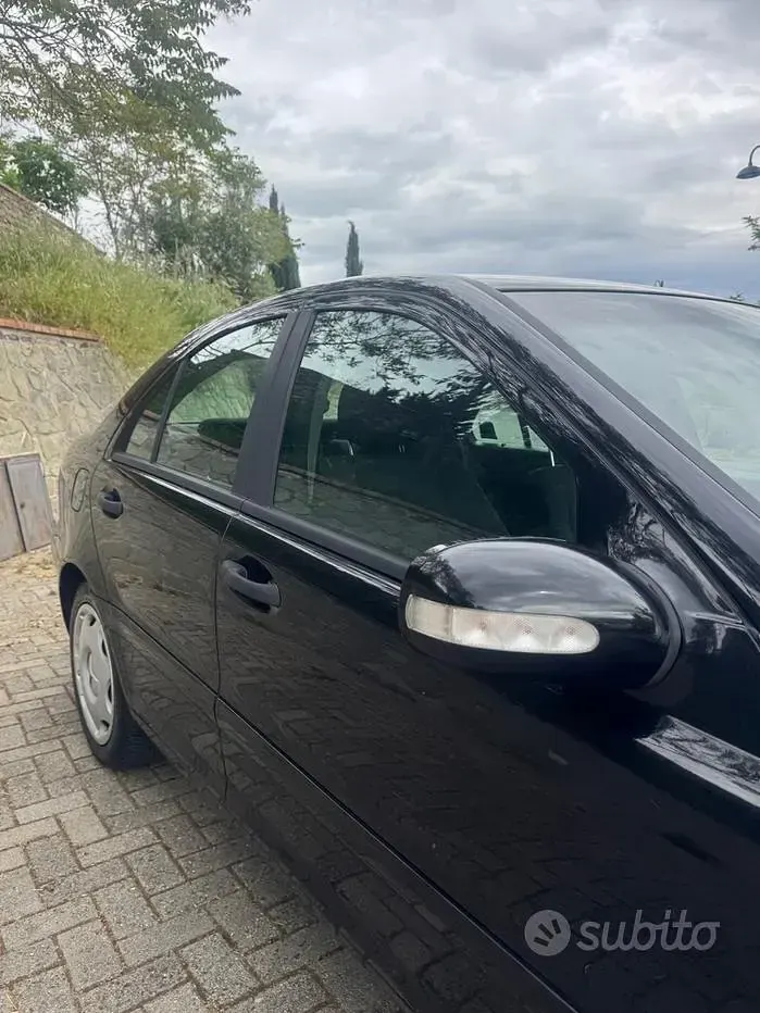 Usata Mercedes C200 122 CV (89 kW) 2004 Nero Berlina