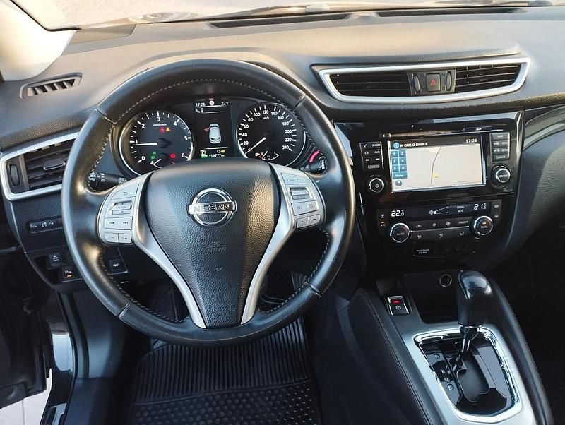 Usata Nissan Qashqai 131 CV (96 kW) 2015 Nero SUV