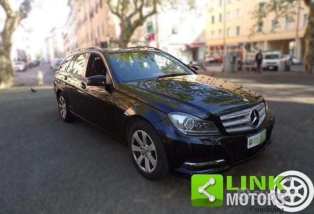 Usata Mercedes C200 Executive 136 CV (100 kW) 2013 Nero Station wagon