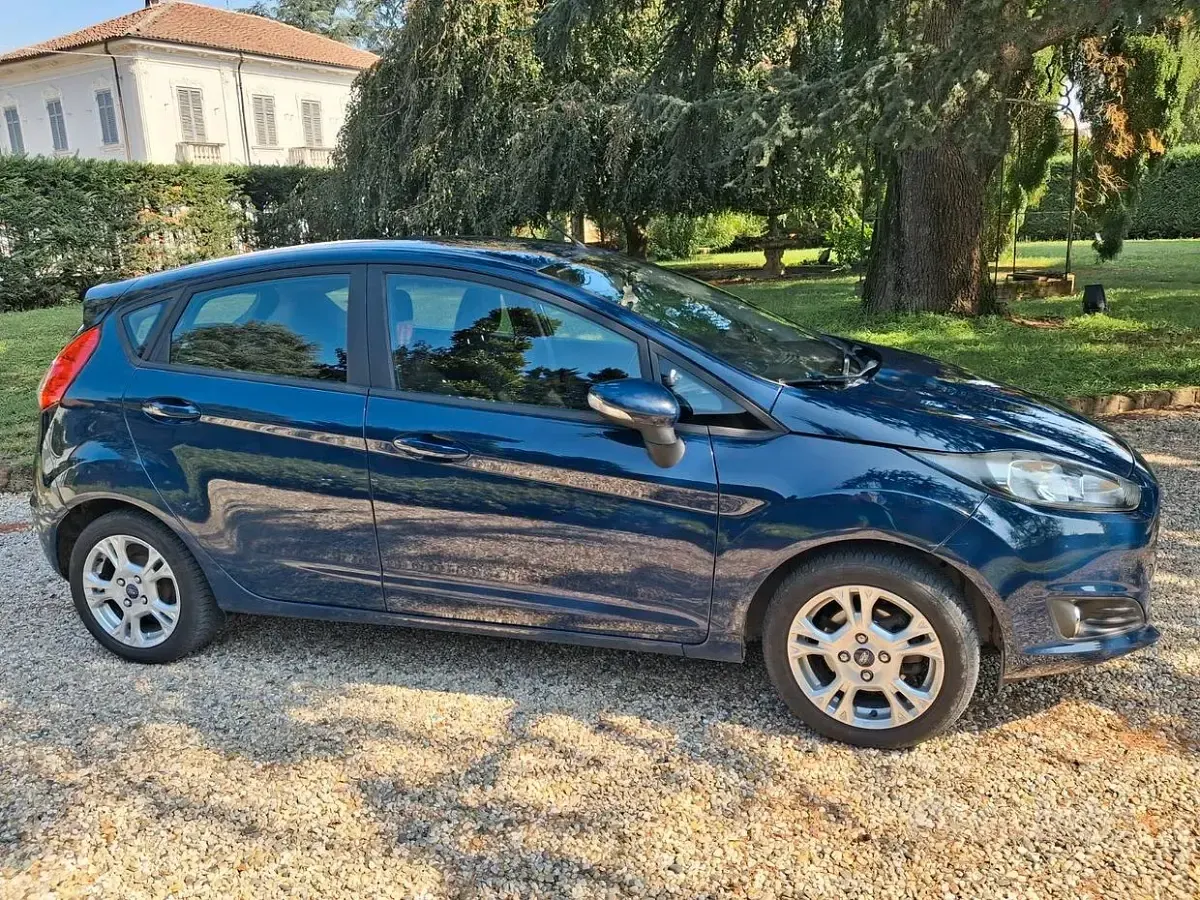 Usata Ford Fiesta 75 CV (55 kW) 2014 Utilitaria