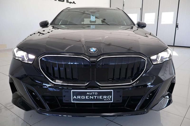 Usata BMW 520 M Sport 197 CV (144 kW) 2025 Carbon black Station wagon