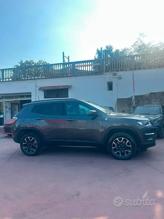 Usata Jeep Compass Limited 170 CV (125 kW) 2018 Nero SUV