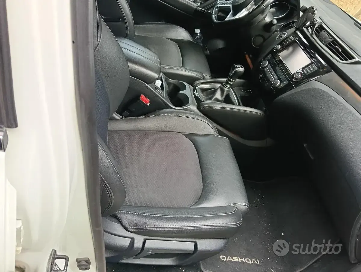 Usata Nissan Qashqai 110 CV (80 kW) 2018 Bianco SUV