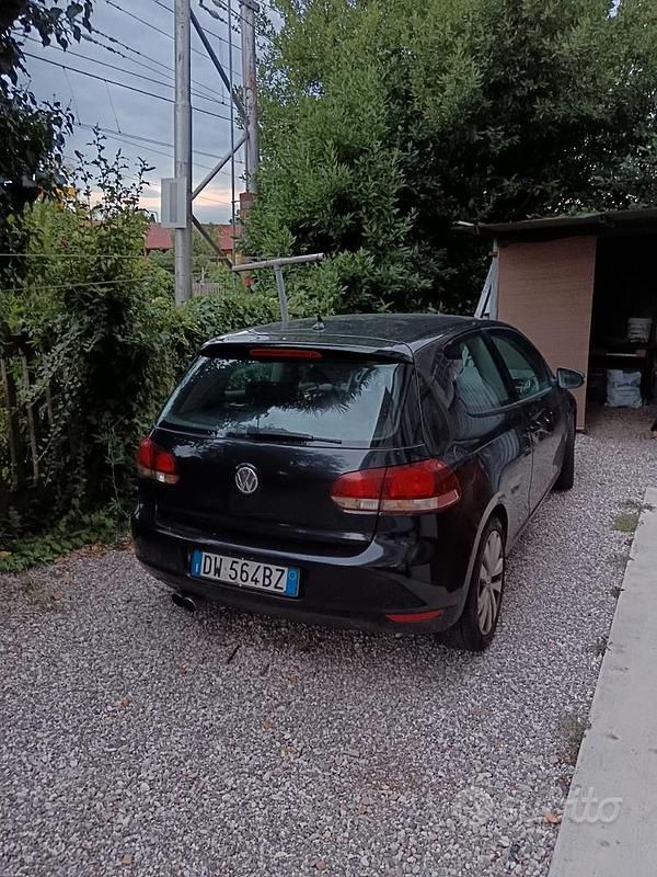Usata VW Golf VI 110 CV (80 kW) 2009 Nero Utilitaria