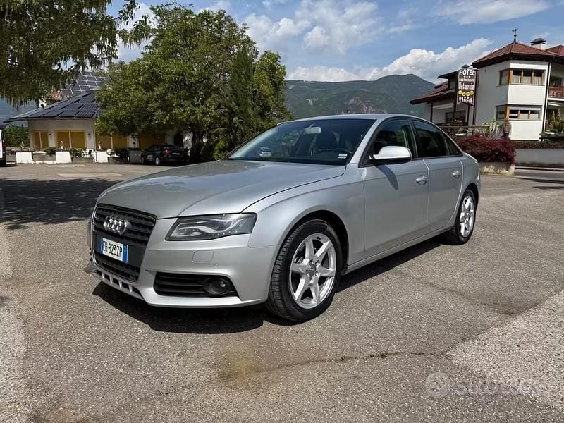 Usata Audi A4 Ambiente 143 CV (105 kW) 2011 Grigio Berlina