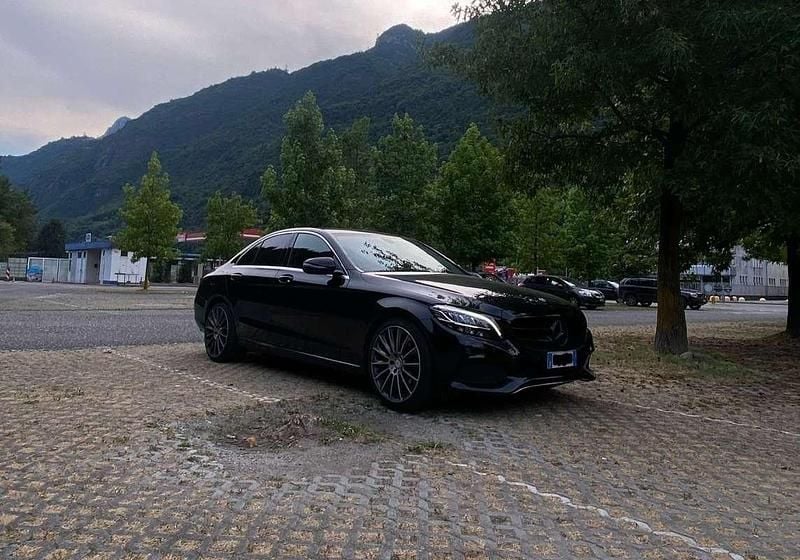 Usata Mercedes C200 136 CV (100 kW) 2015 Berlina
