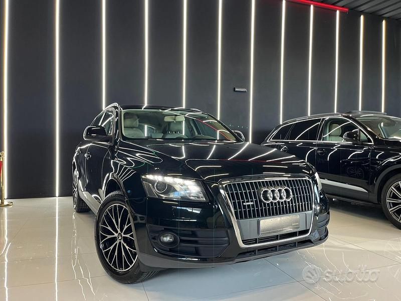 Nero Usata 2010 Audi Q5 Prestige SUV | 14.900 € (Molto cara) - Immagine 1/4