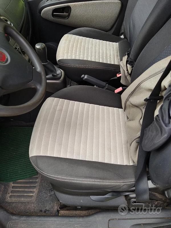 Usata Fiat Fiorino 75 CV (55 kW) 2010 Verde Monovolume