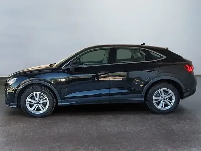 Usata Audi Q3 Sportback Business Plus 150 CV (110 kW) 2022 Nero SUV