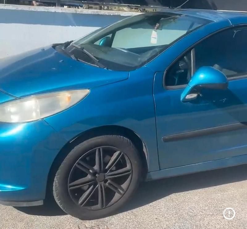 Usata Peugeot 207 CC 110 CV (80 kW) 2007 Cabrio