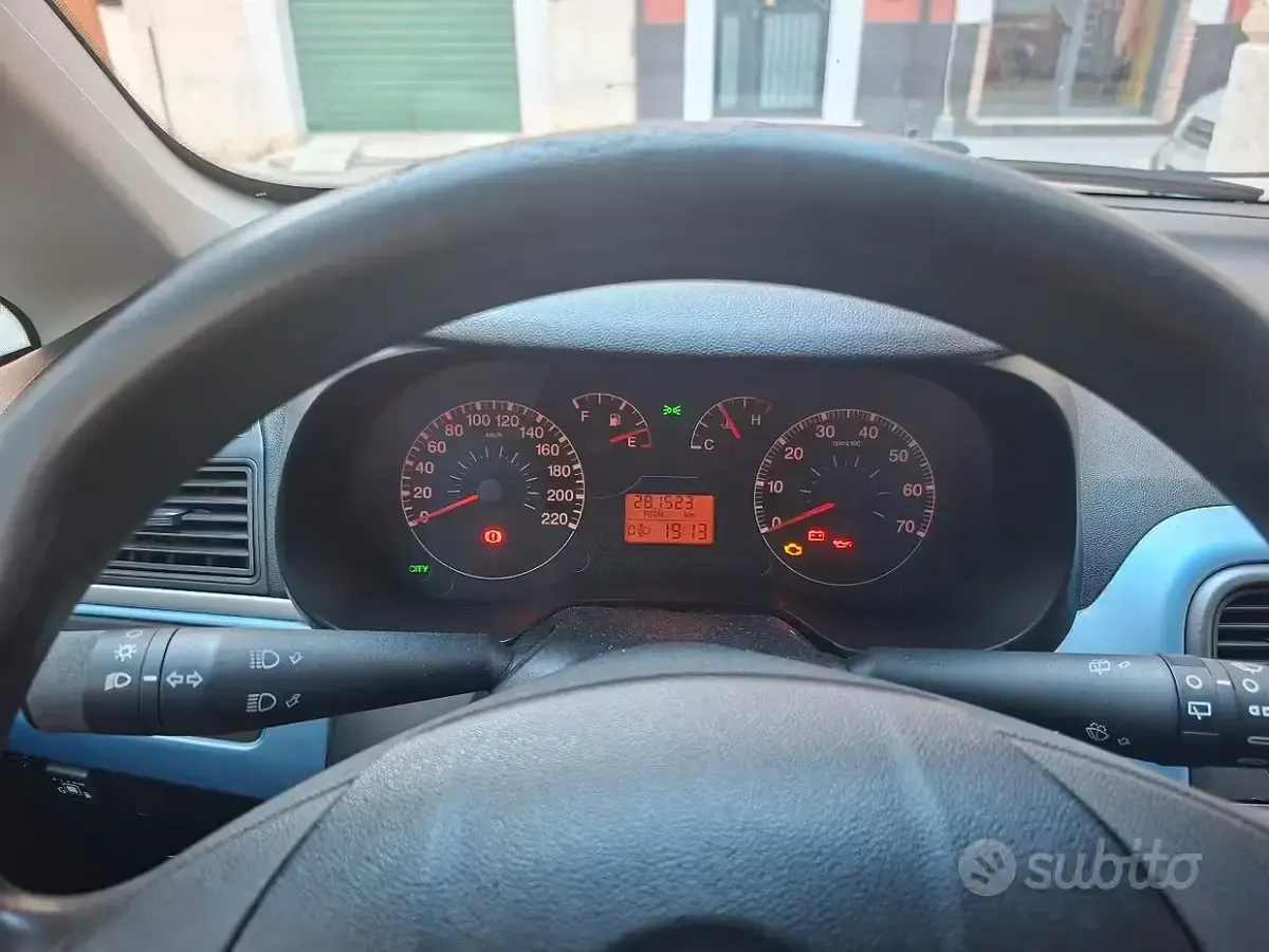 Usata Fiat Grande Punto 65 CV (47 kW) 2006 Utilitaria