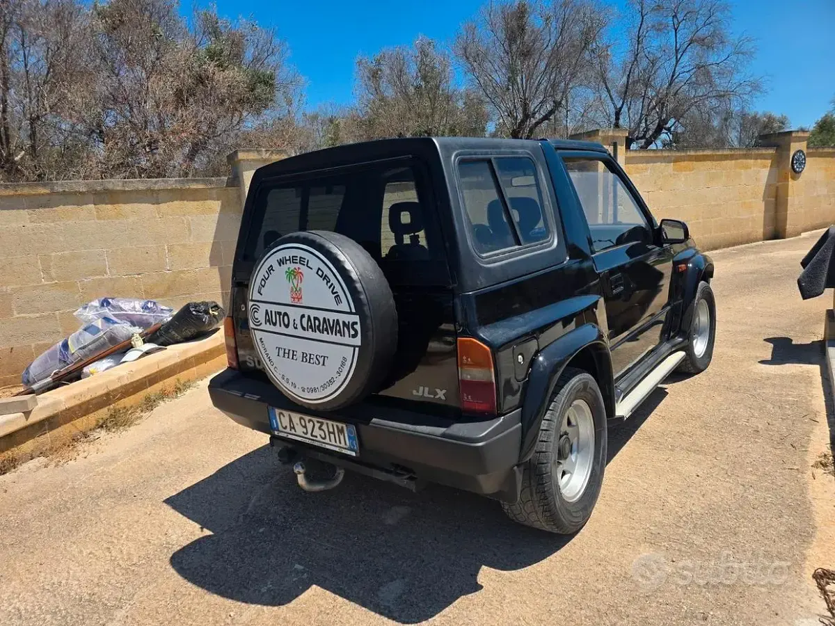 Usata Suzuki Vitara 75 CV (55 kW) 1993 Nero Cabrio