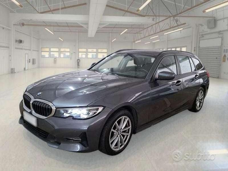 Usata BMW 318 Advantage 150 CV (110 kW) 2020 Grigio Station wagon