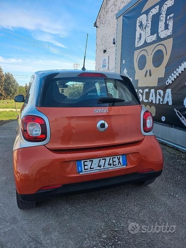 Usata Smart ForFour Passion 71 CV (52 kW) 2014 Utilitaria
