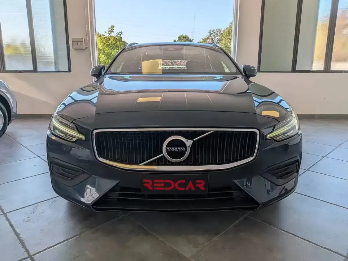 Usata Volvo V60 197 CV (144 kW) 2021 Grigio Station wagon