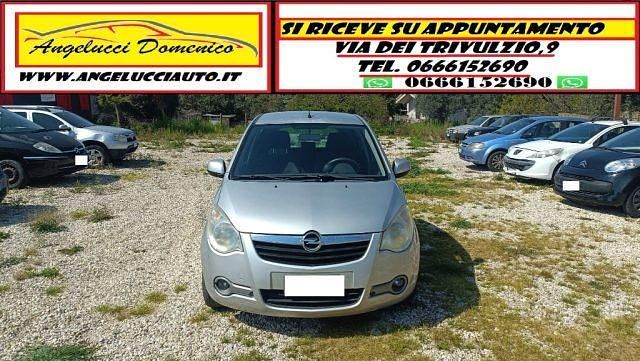 Usata Opel Agila 65 CV (47 kW) 2008 Argento Utilitaria
