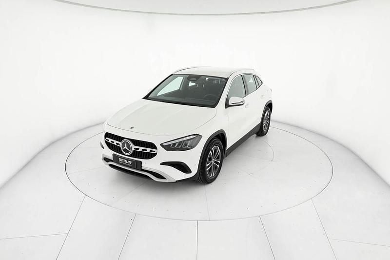 Usata Mercedes GLA180 Advanced 116 CV (85 kW) 2025 Bianco SUV