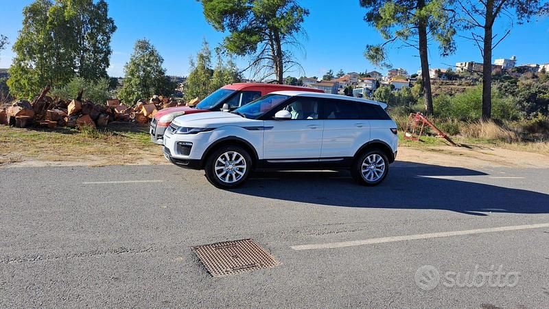 Usata Land Rover Range Rover evoque 150 CV (110 kW) 2017 Bianco Utilitaria