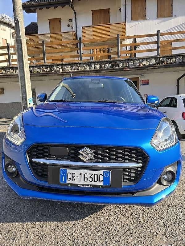 Usata Suzuki Swift 83 CV (61 kW) 2023 Blu/azzurro Utilitaria