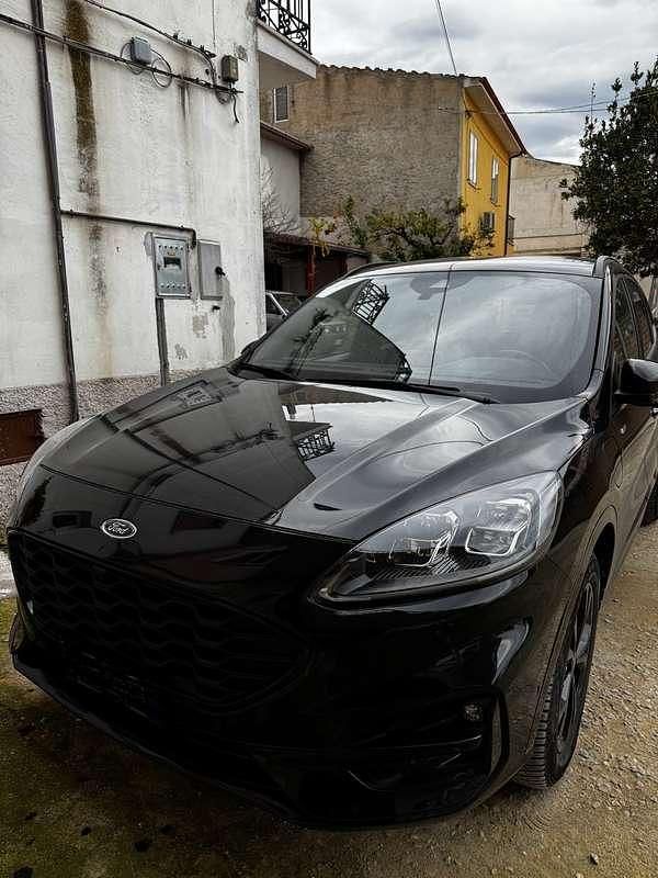 Usata Ford Kuga ST-Line X 224 CV (164 kW) 2022 Nero SUV