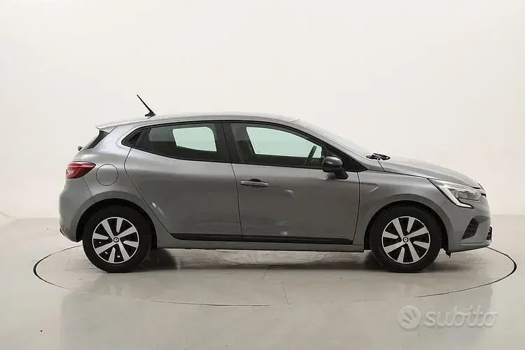 Gebraucht Renault Clio V Equilibre 101 PS (74 kW) 2023 Grau Kleinwagen
