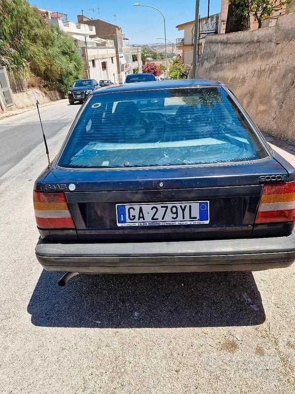 Usata Saab 9000 1989 Blu Berlina