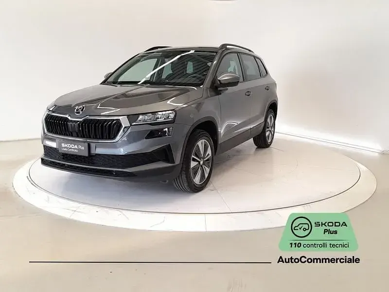 Usata Skoda Karoq Executive 116 CV (85 kW) 2023 Grigio scuro SUV