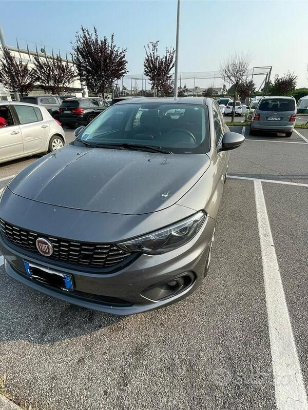 Usata 2017 Fiat Tipo Tre volumi | 10.000 € (Cara) - Immagine 1/4