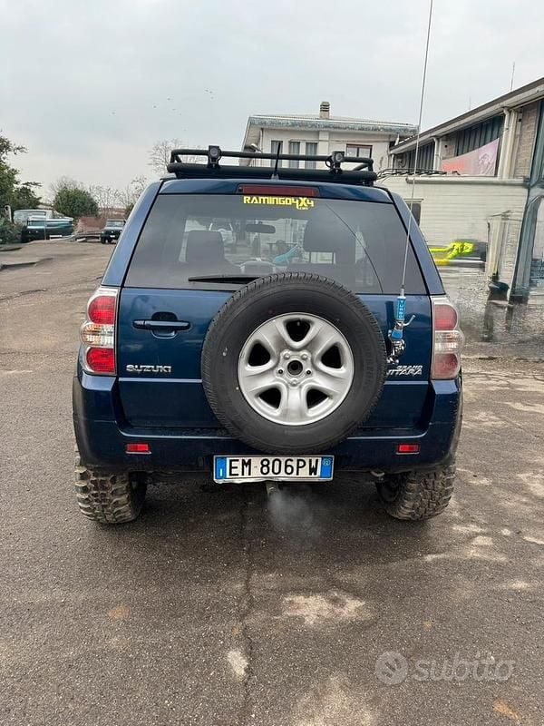 Usata Suzuki Grand Vitara 130 CV (95 kW) 2012 Station wagon